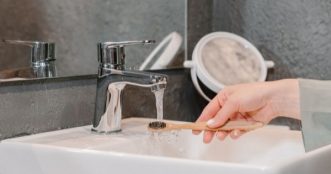 5 Genuinely Natural Skincare Tips for When You Just Can’t be Bothered